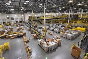 Larry Hogan tours Amazon warehouse in Maryland CC 2.0