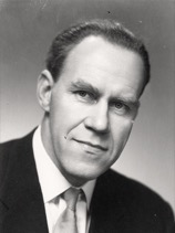 Olav Gjærevold, Norges første miljøminister, Stortinget arkivet. Foto: ukjent